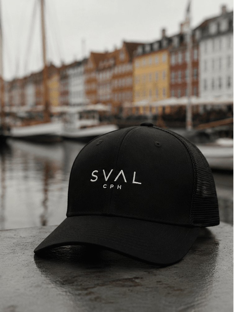 Why Caps With Minimal Branding Work - SVAL CPH